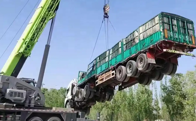 梨树道路脱困救援案例
